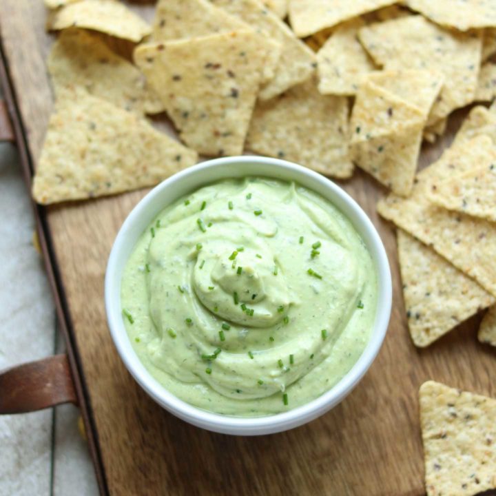 5-Minute Avocado Ranch Dip with Greek Yogurt